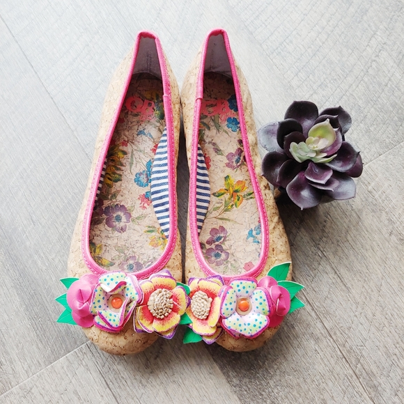 GB girls Other - GB Girls Flats Floral Cork Size 3